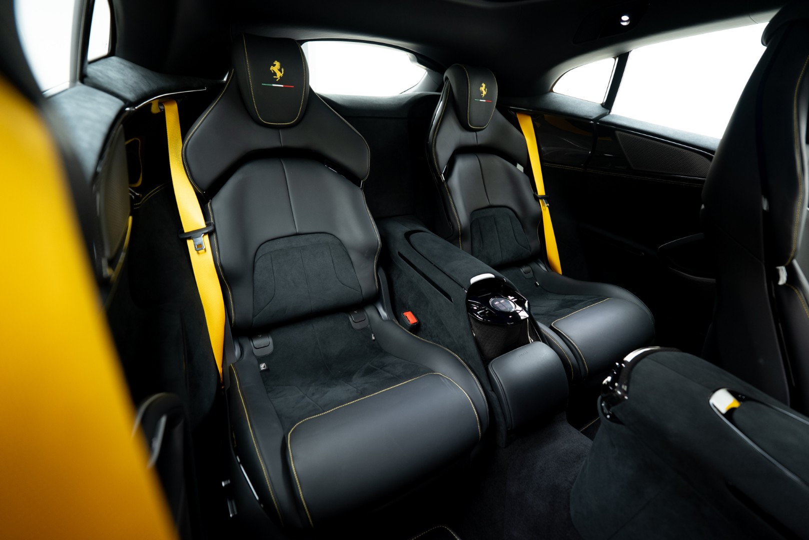 2024 FERRARI PUROSANGUE | GCC | FULL CARBON | MAIN DEALER WARRANTY  SERVICE | HIGH SPECS